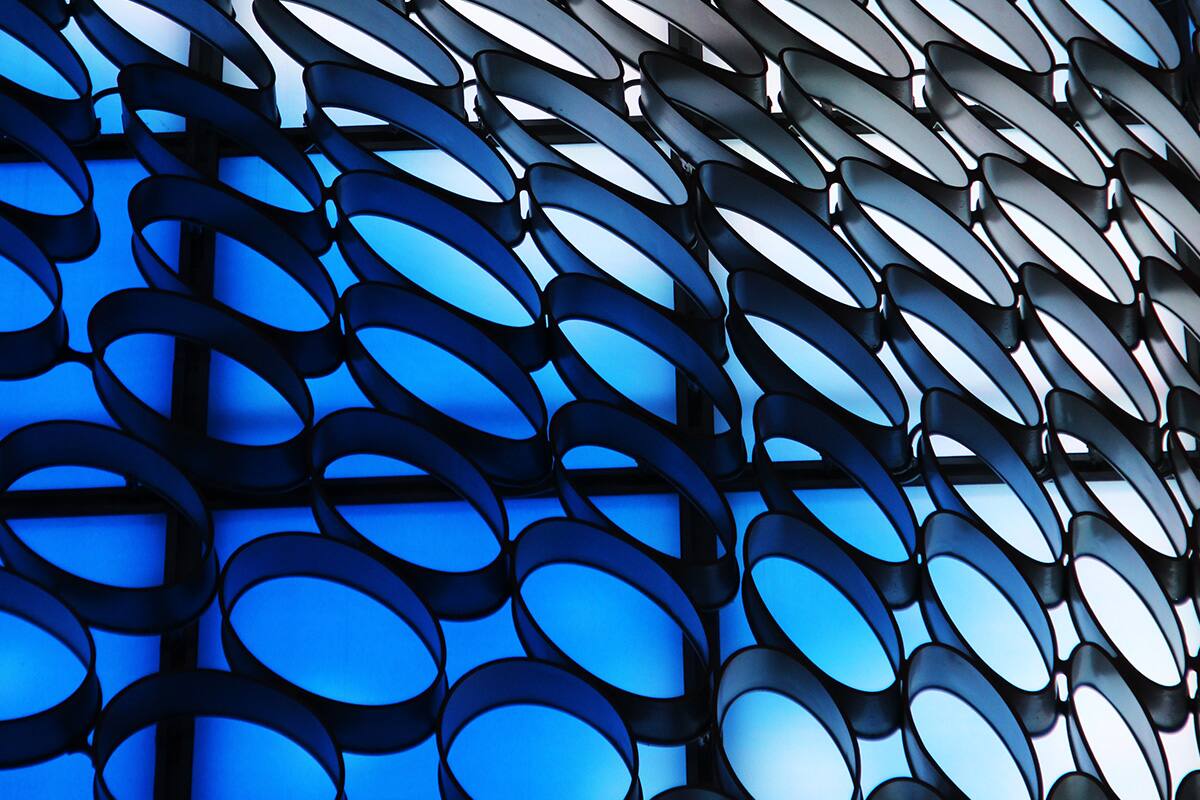 abstractgeomtrycirclewindow